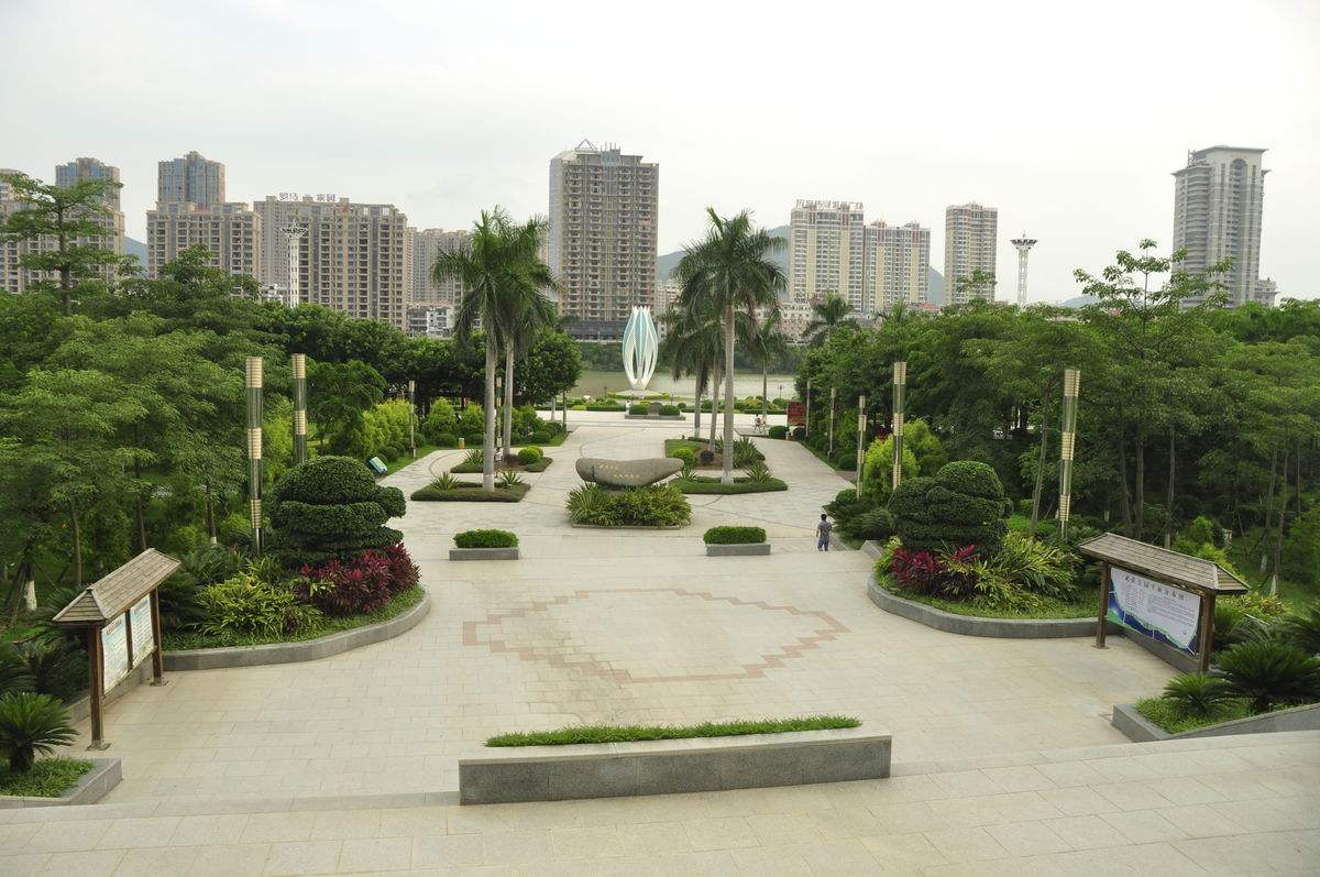 廣場(chǎng)入口設計實(shí)景圖