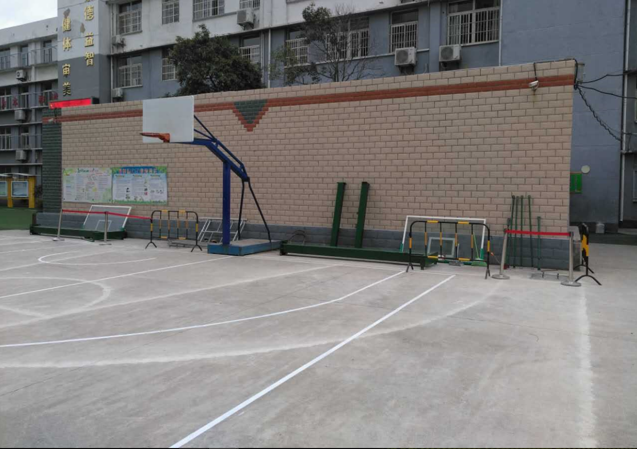和平路小學(xué)廁所現狀